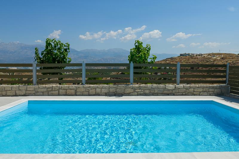 Orelia Cretan Villas & Deluxe Apartments - Oda