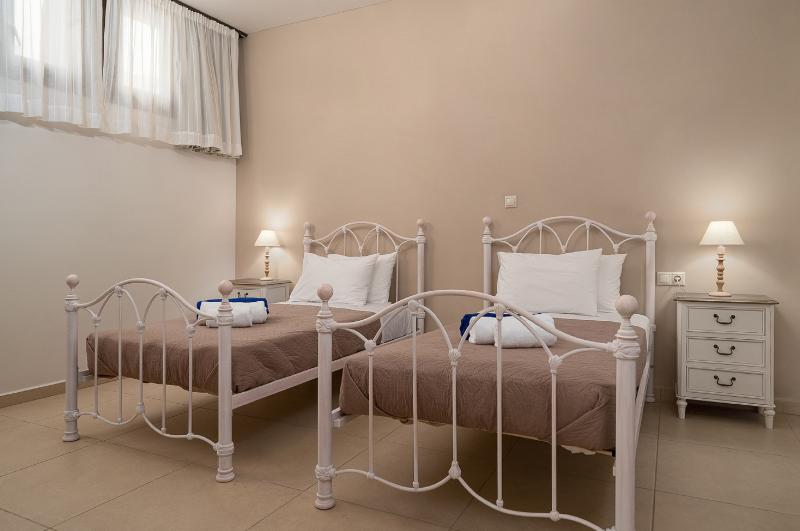 Orelia Cretan Villas & Deluxe Apartments - Oda