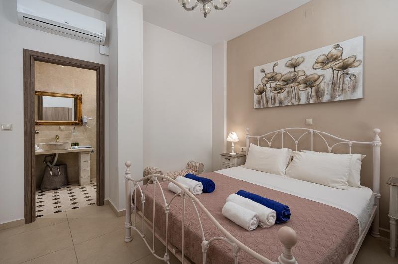 Orelia Cretan Villas & Deluxe Apartments - Oda