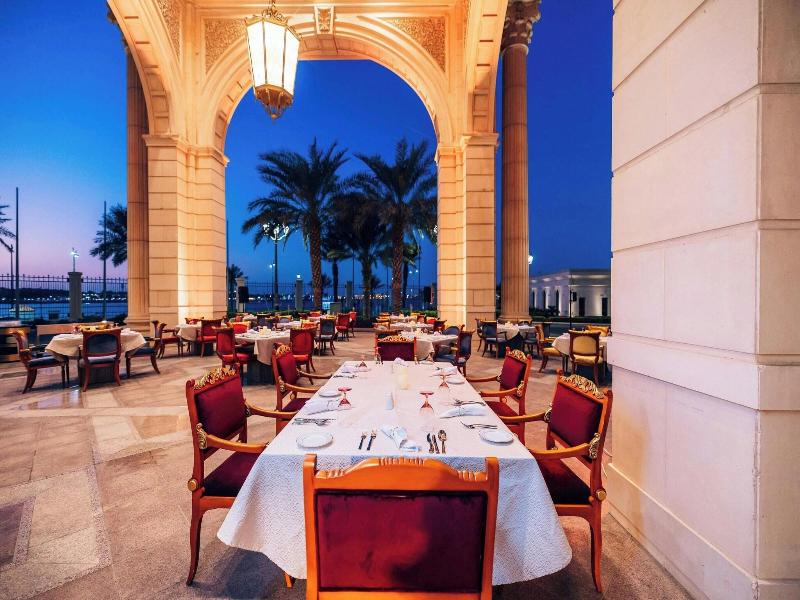 The Ritz-Carlton Jeddah - Restoran