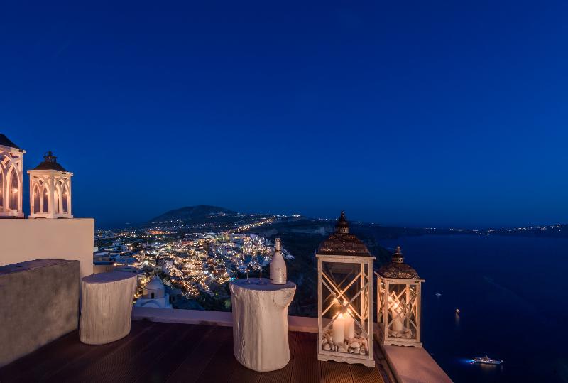 Mythical Blue Luxury Suites - Oda