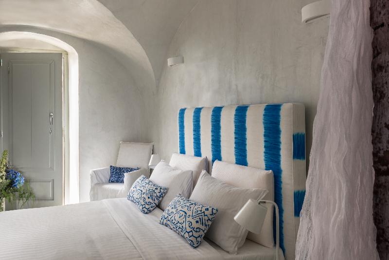 Mythical Blue Luxury Suites - Oda