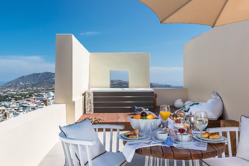 Mythical Blue Luxury Suites - Oda