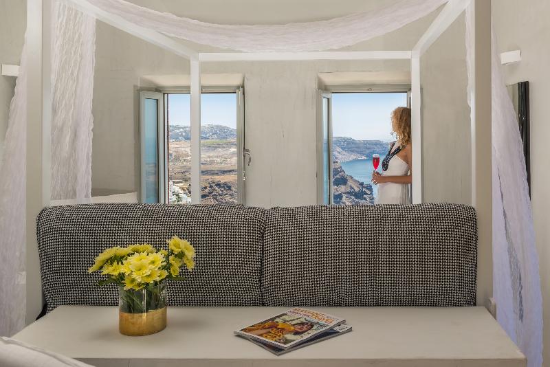 Mythical Blue Luxury Suites - Oda