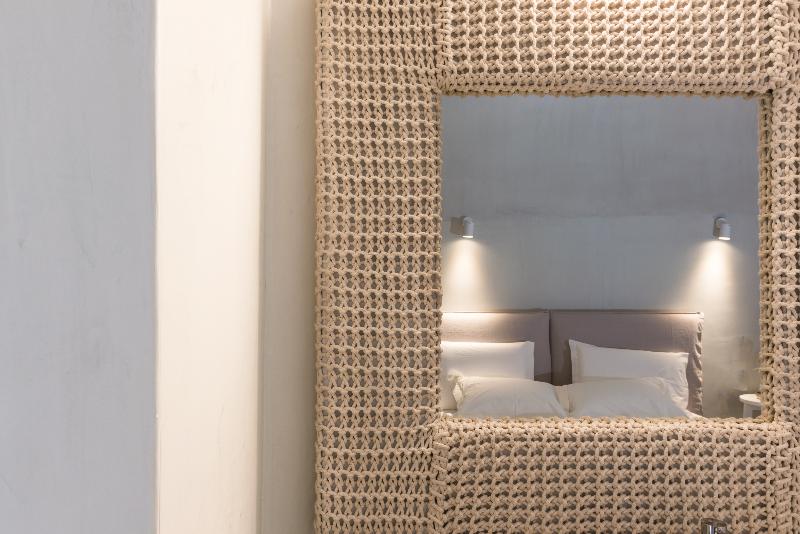 Mythical Blue Luxury Suites - Oda