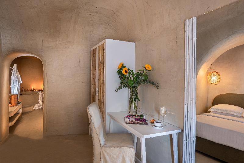 Mythical Blue Luxury Suites - Oda