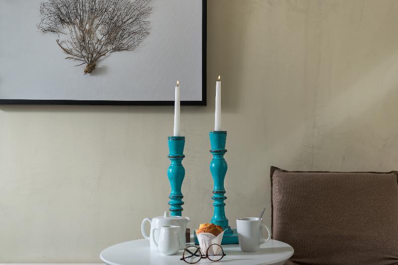 Mythical Blue Luxury Suites - Oda