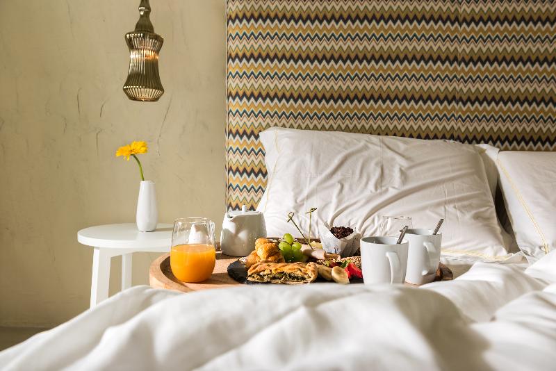 Mythical Blue Luxury Suites - Oda