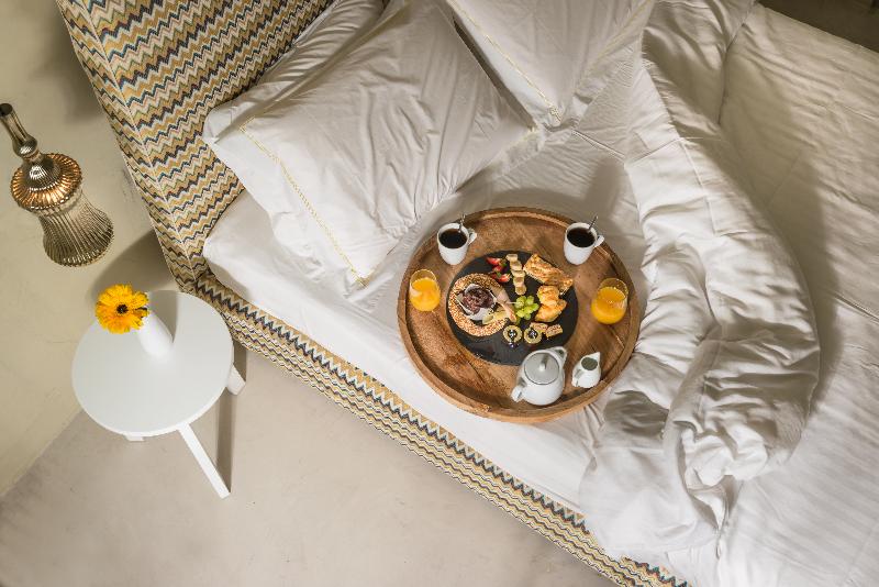 Mythical Blue Luxury Suites - Oda
