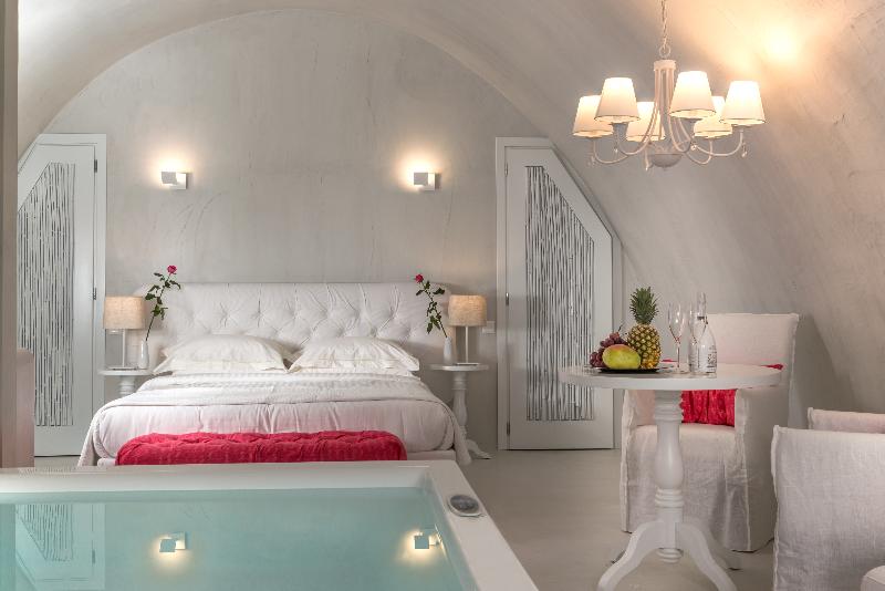 Mythical Blue Luxury Suites - Oda