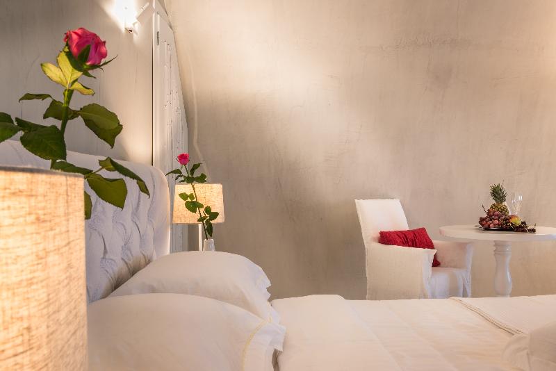 Mythical Blue Luxury Suites - Oda