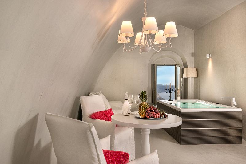 Mythical Blue Luxury Suites - Oda