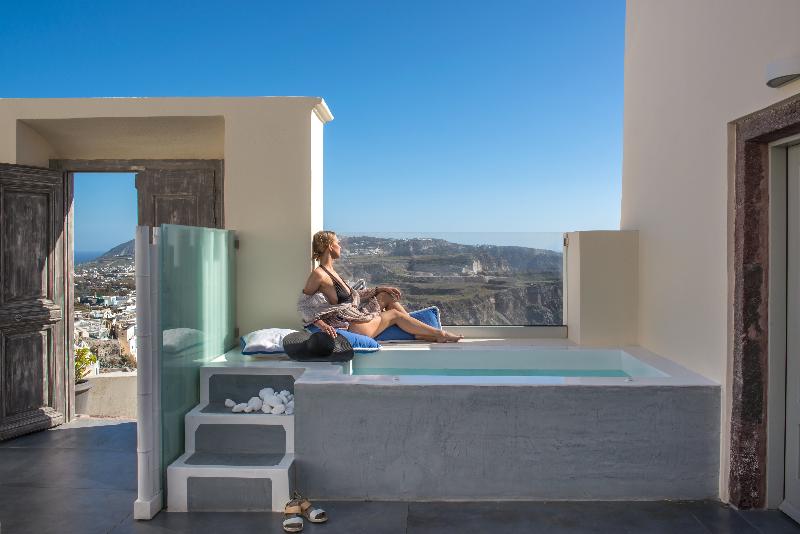 Mythical Blue Luxury Suites - Oda