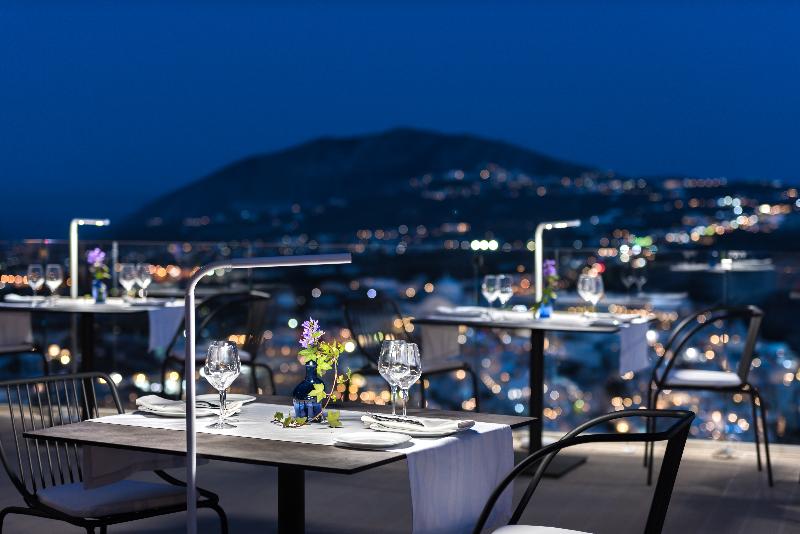 Mythical Blue Luxury Suites - Restoran