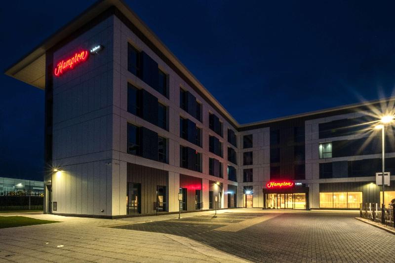 Hampton by Hilton Aberdeen Airport - Genel