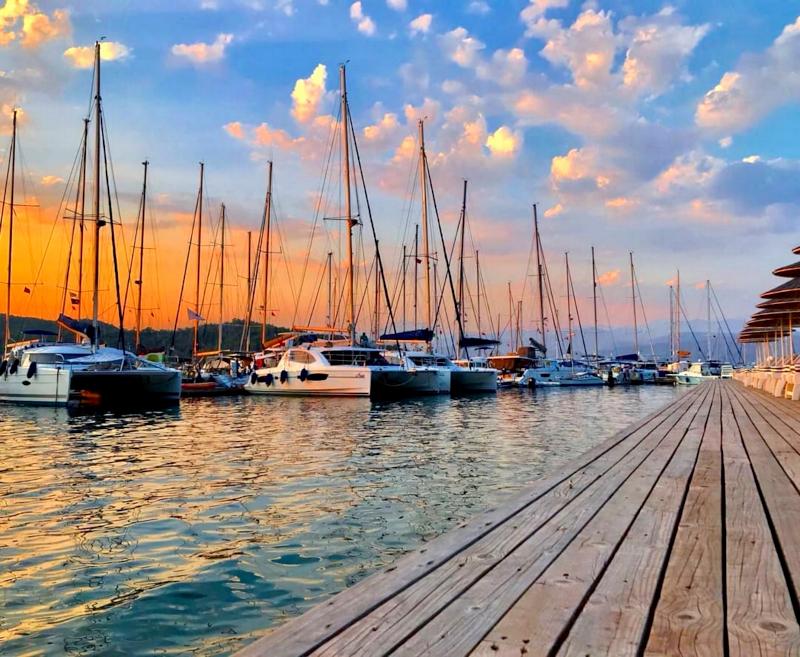 Yacht Classic Hotel - Genel