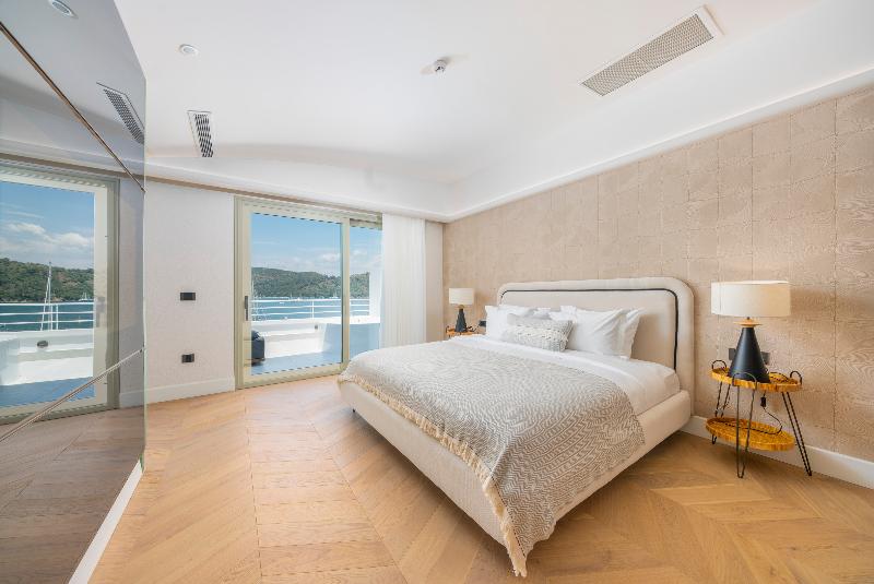 Yacht Classic Hotel - Oda