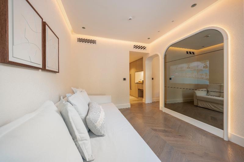 Yacht Classic Hotel - Oda