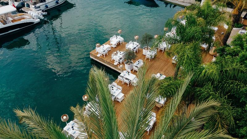 Yacht Classic Hotel - Restoran