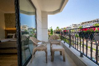 De Manor Boutique Adult Only +16  Age fotoÄŸrafÄ±