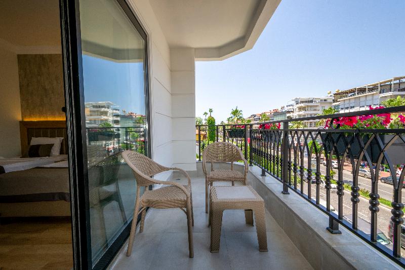De Manor Boutique Adult Only +16  Age - Oda