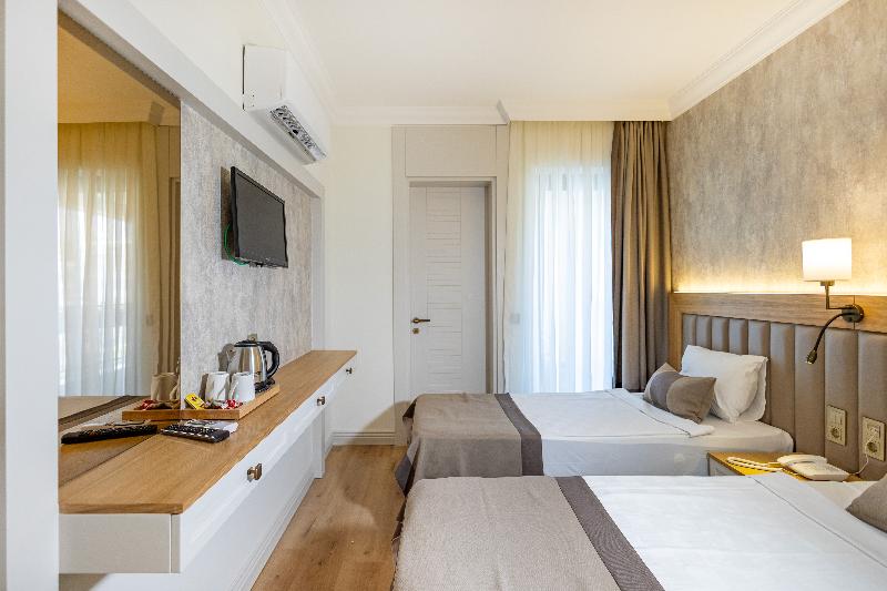 De Manor Boutique Adult Only +16  Age - Oda
