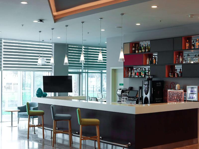 Park Inn by Radisson Samsun - Bar