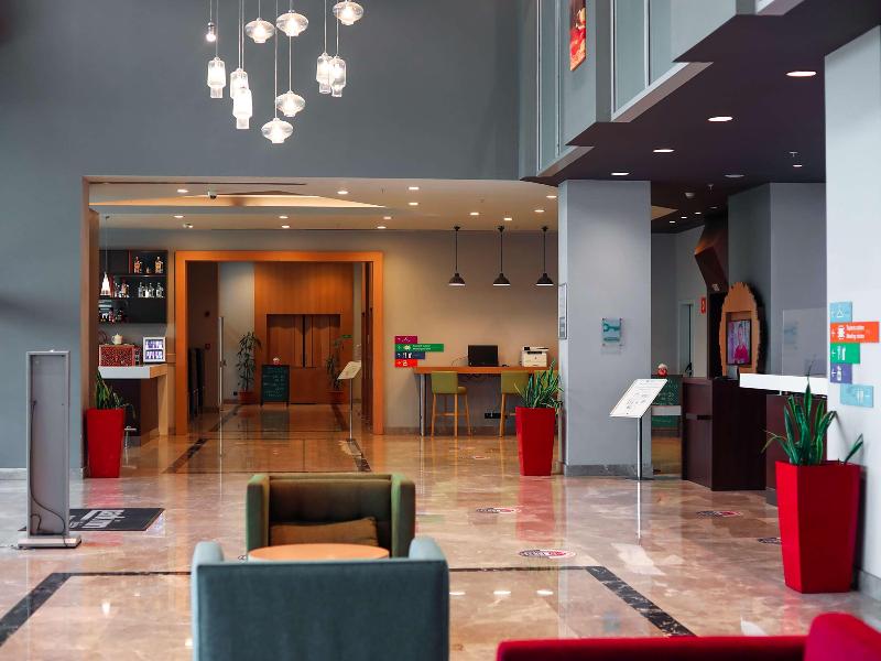 Park Inn by Radisson Samsun - Lobi