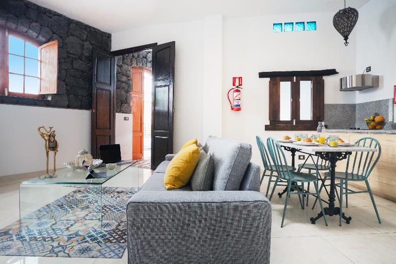 El Charco Suite - Oda