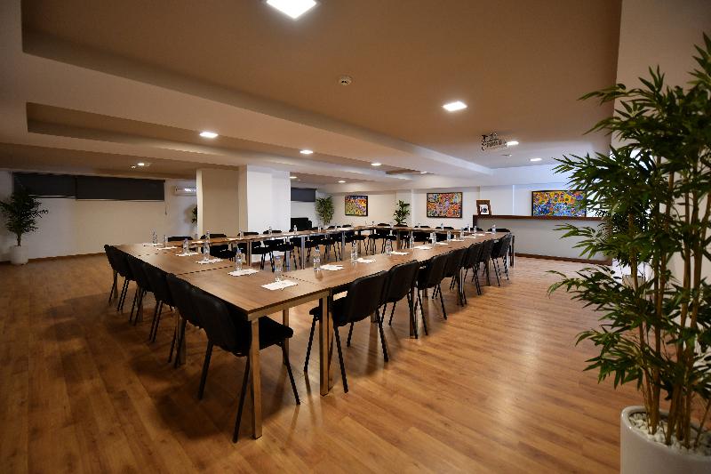 Ocean Park Hotel, Premium Suites & Wellness - Toplantı