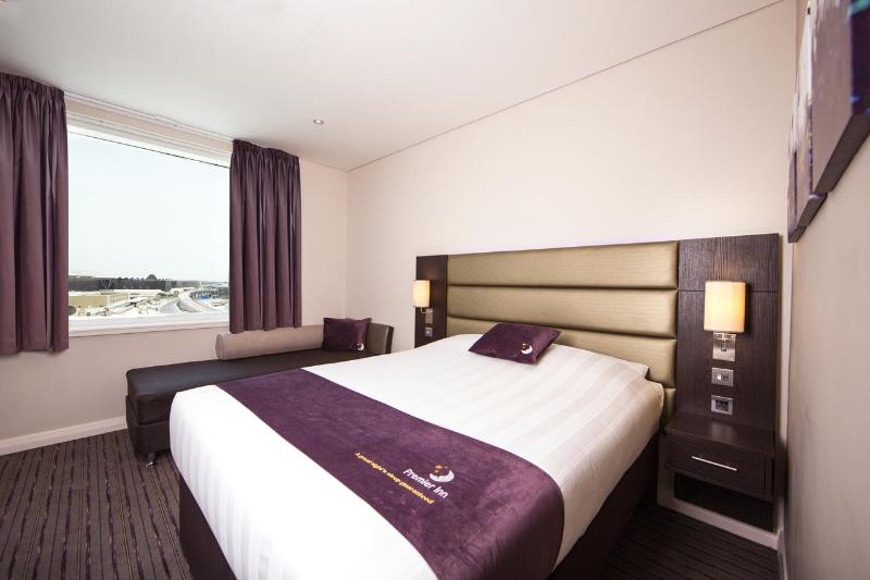 Premier Inn Doha Education City - Oda