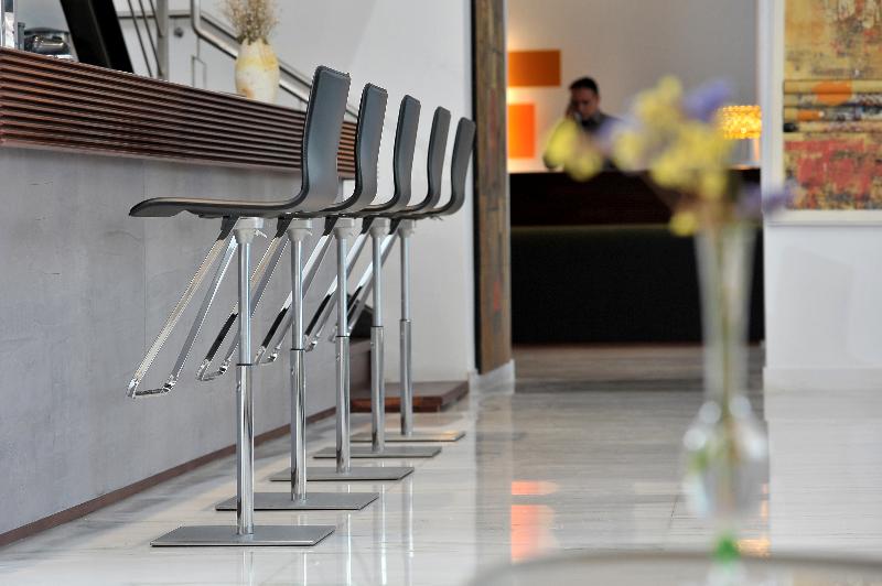 Athenaeum Grand Hotel - Bar
