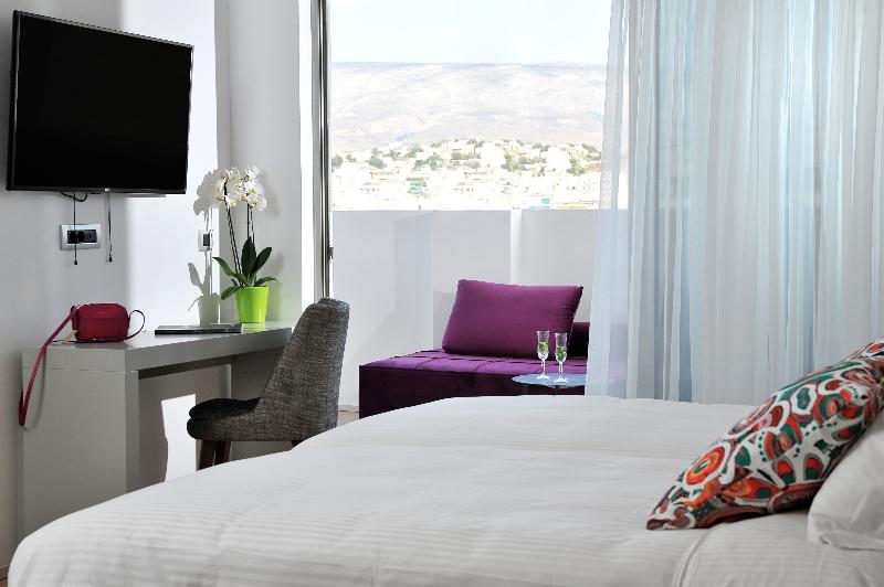 Athenaeum Grand Hotel - Oda