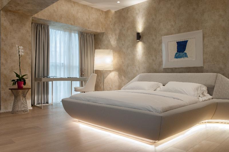 Athenaeum Grand Hotel - Oda