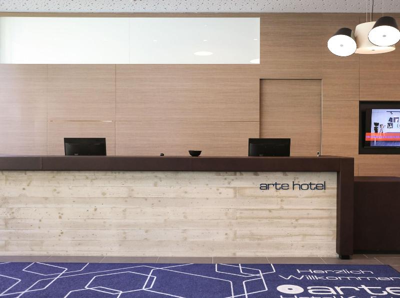 Arte Hotel Kufstein - Lobi