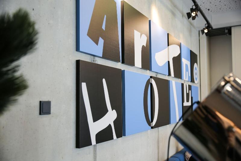 Arte Hotel Kufstein - Lobi