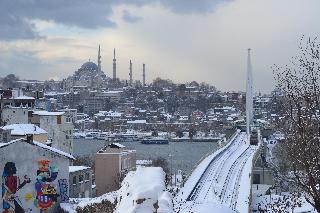 Blue Istanbul Taksim fotoÄŸrafÄ±