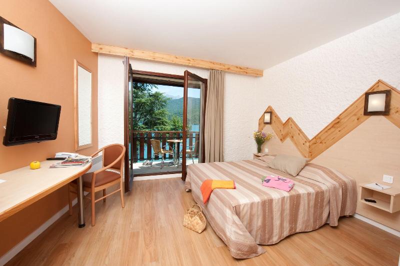 Hotel Club Les Hyvans - Oda