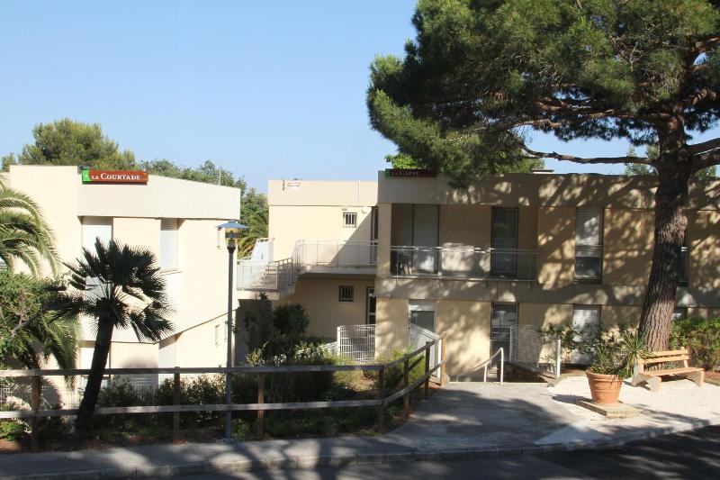 Hotel Club La Font Des Horts - Genel