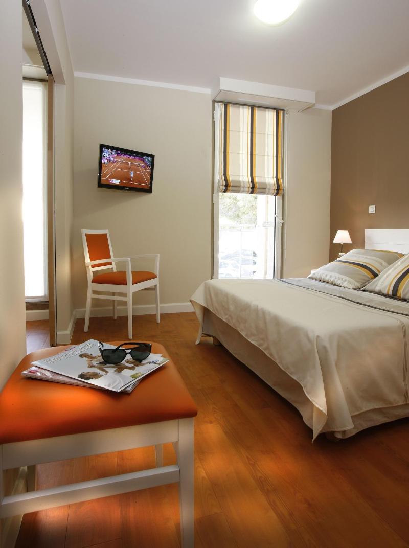 Hotel Club La Font Des Horts - Oda