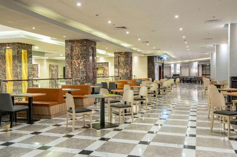 Park Inn by Radisson Makkah Al Naseem - Restoran