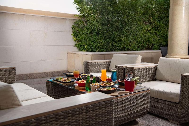 Park Inn by Radisson Makkah Al Naseem - Restoran