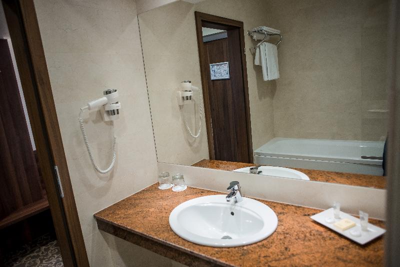 Arnia Hotel - Oda