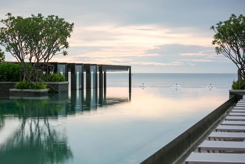 Renaissance Pattaya Resort & Spa - Havuz