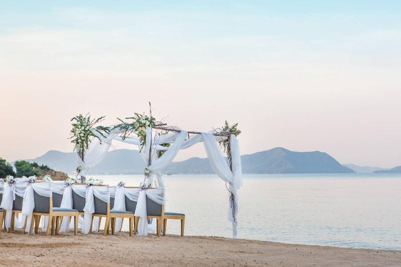 Renaissance Pattaya Resort & Spa - Plaj