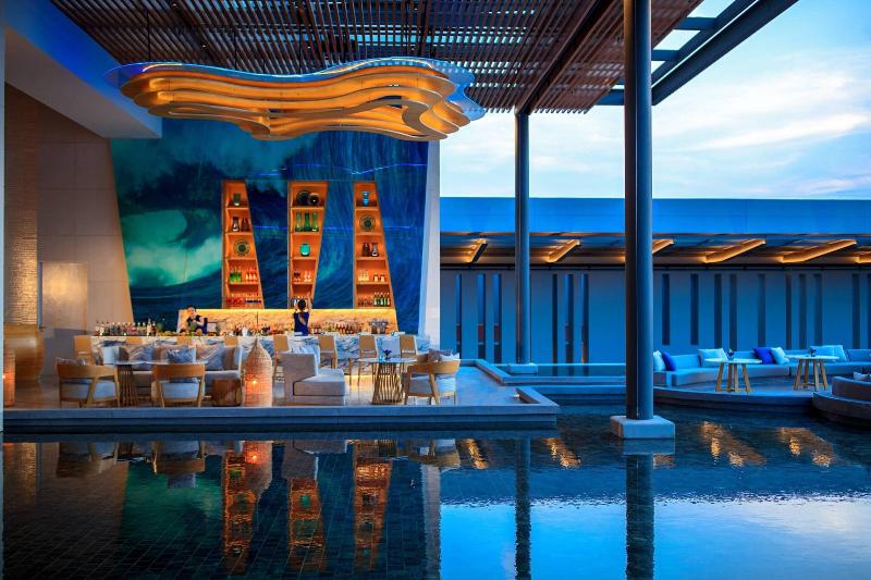 Renaissance Pattaya Resort & Spa - Restoran