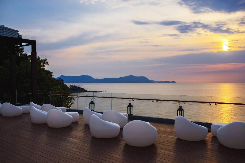 Renaissance Pattaya Resort & Spa - Restoran
