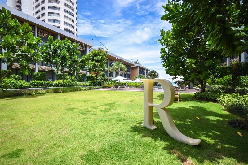 Renaissance Pattaya Resort & Spa - Teras