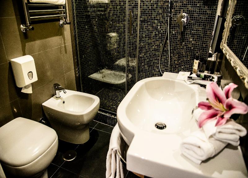Dharma Style Hotel - Oda