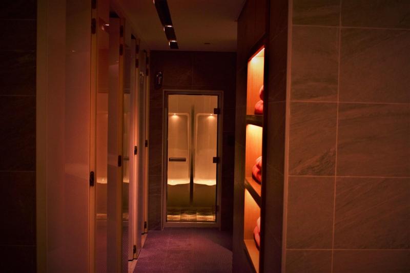 Novotel Muscat Airport - Genel